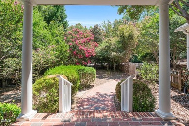 Exceptional custom home offering a fantastic single-level floor - photo 5