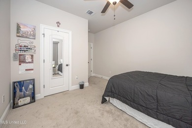 WELCOME TO YOUR DREAM HOME IN OCEAN SPRINGS, MISSISSIPPI! This - photo 49