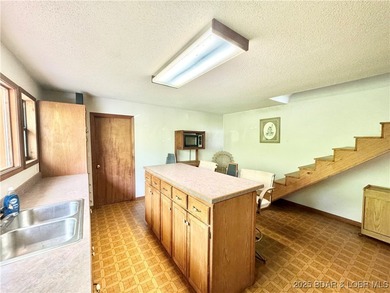 Welcome to Lake Placid! This 3 bed & 1.5 bath home has a - photo 6