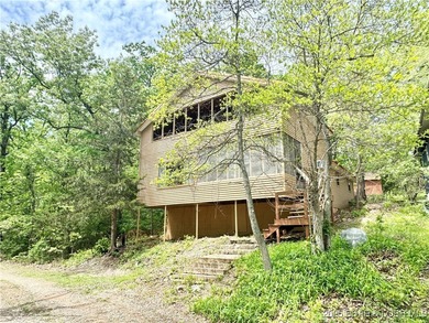 Welcome to Lake Placid! This 3 bed & 1.5 bath home has a - photo 9
