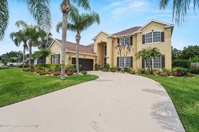 Listed Below Appraisal Price!! Welcome to 1401 Cape Sable Drive - photo 2