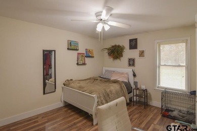 Welcome to your dream home nestled just outside of Mt. Pleasant - photo 13