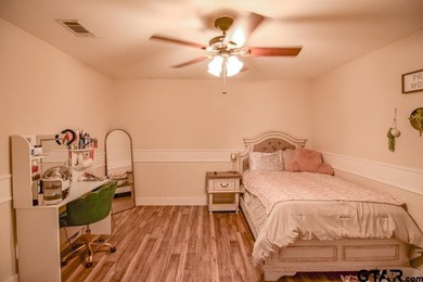 Welcome to your dream home nestled just outside of Mt. Pleasant - photo 16