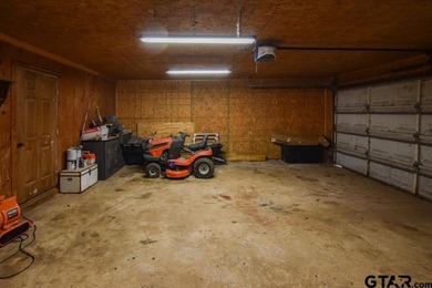Welcome to your dream home nestled just outside of Mt. Pleasant - photo 22