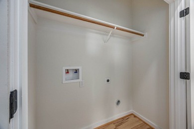 Coastal Luxury Meets Modern Comfort in Holiday Beach - New - photo 22