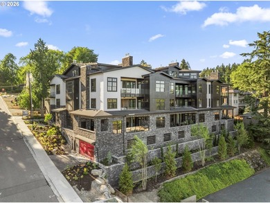 (private lake, pond, coastal) Condo For Sale in Lakeoswego Oregon
