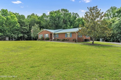 Coastal country living at its finest! Welcome to Parkertown Road - photo 2