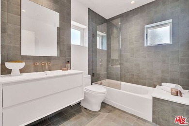 Welcome to 421 19th Street - a brand new custom-built residence - photo 53