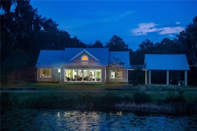 Lake Home For Sale in Fort Mccoy, Florida