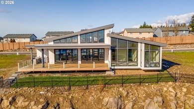 Home shown in pictures is an example of what could be built here - photo 11