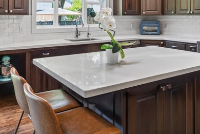 This thoughtfully designed ranch offers exceptional comfort and - photo 13
