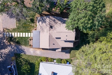 Located on a quiet dead-end street in North Asheville's coveted - photo 4