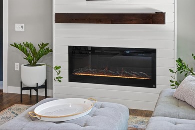 This thoughtfully designed ranch offers exceptional comfort and - photo 14