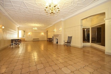 Exclusive New Listing Spacious & Bright 1-Bd. Co-op with an - photo 16