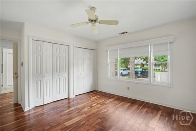 This end-unit townhome offers extra privacy and a practical - photo 18