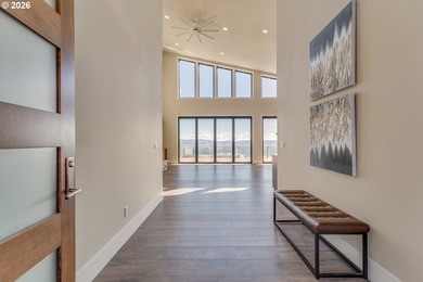 Home shown in pictures is an example of what could be built here - photo 19