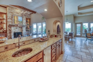ESTATE SALE OPPORTUNITY. RARE CHANCE to own this luxurious - photo 20