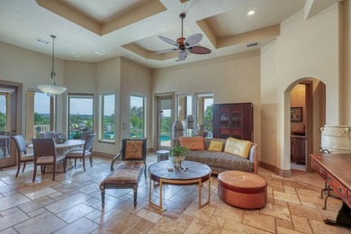 ESTATE SALE OPPORTUNITY. RARE CHANCE to own this luxurious - photo 23