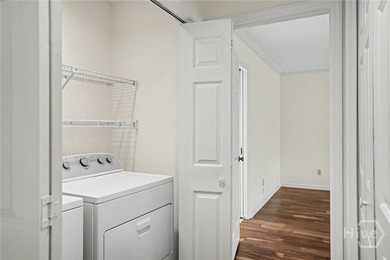 This end-unit townhome offers extra privacy and a practical - photo 24