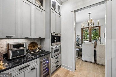 Welcome to an extraordinary waterfront retreat offering the - photo 28