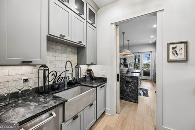 Welcome to an extraordinary waterfront retreat offering the - photo 29