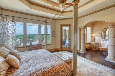 ESTATE SALE OPPORTUNITY. RARE CHANCE to own this luxurious - photo 29