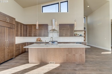 Home shown in pictures is an example of what could be built here - photo 29