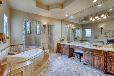 ESTATE SALE OPPORTUNITY. RARE CHANCE to own this luxurious - photo 30