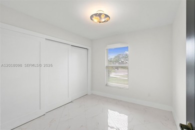 Beautifully updated 4-bedroom, 3-bath home in the heart of - photo 31