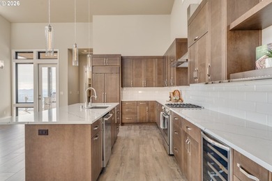 Home shown in pictures is an example of what could be built here - photo 31