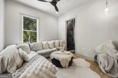 Welcome to an extraordinary waterfront retreat offering the - photo 35