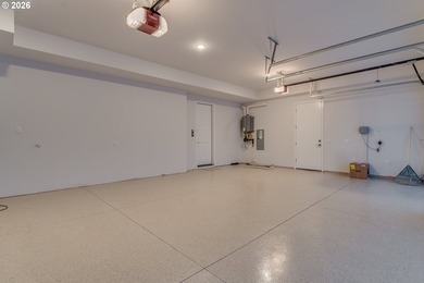 Home shown in pictures is an example of what could be built here - photo 35