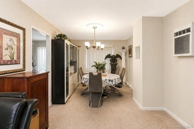 Opportunity knocks in Mastic Beach! This 3-bedroom, 2-bath ranch - photo 10