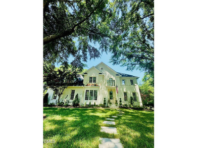A unique opportunity to acquire a furnished luxury turn-key home - photo 2
