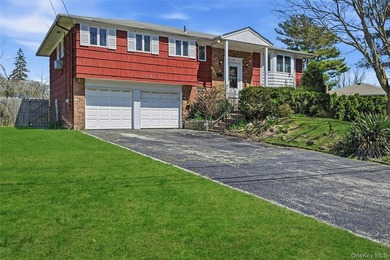 Welcome to 19 Duke Place! This is a beautifully maintained home - photo 4