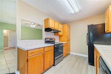 Welcome home to this well-maintained 3-bedroom, 2-bath residence - photo 11