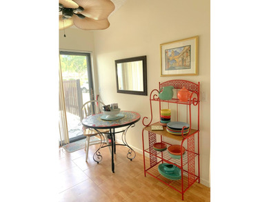 Amazing location on this water front villa. You can walk across - photo 11