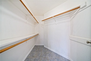 Welcome home to this well-maintained 3-bedroom, 2-bath residence - photo 15