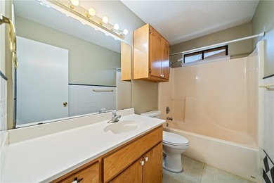 Welcome home to this well-maintained 3-bedroom, 2-bath residence - photo 17