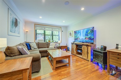 This large, sun-filled 1 bedroom, 1 bath offers a rare - photo 19