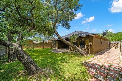 Welcome home to this well-maintained 3-bedroom, 2-bath residence - photo 20