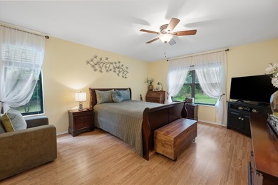 Welcome to this charming 2-bedroom, 2-bathroom villa situated in - photo 21