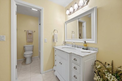 Welcome to this charming 2-bedroom, 2-bathroom villa situated in - photo 24
