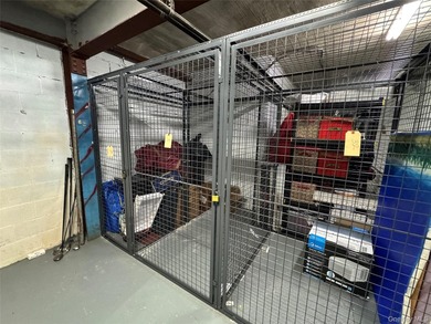 This large, sun-filled 1 bedroom, 1 bath offers a rare - photo 41