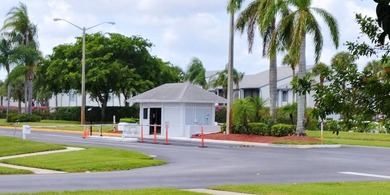 Amazing location on this water front villa. You can walk across - photo 44