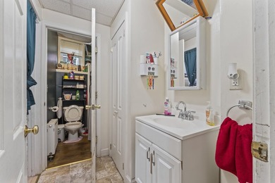 Prime 5-unit multifamily investment opportunity in Portland's - photo 11