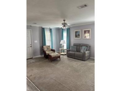 BEST PRICE!.... on this well maintained 2 Bed/2 Bath, Plus Den - photo 11