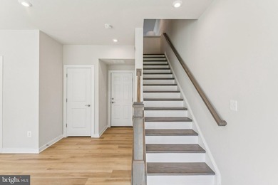 The Executive End-Unit You Won't Find Anywhere Else. Upgrade - photo 13