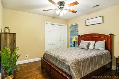 Welcome to Lighthouse Landing-a well-kept, smaller lakefront - photo 4