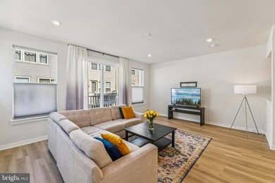 The Executive End-Unit You Won't Find Anywhere Else. Upgrade - photo 14